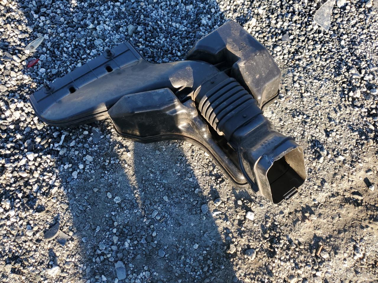 MITSUBISHI OUTLANDER ES