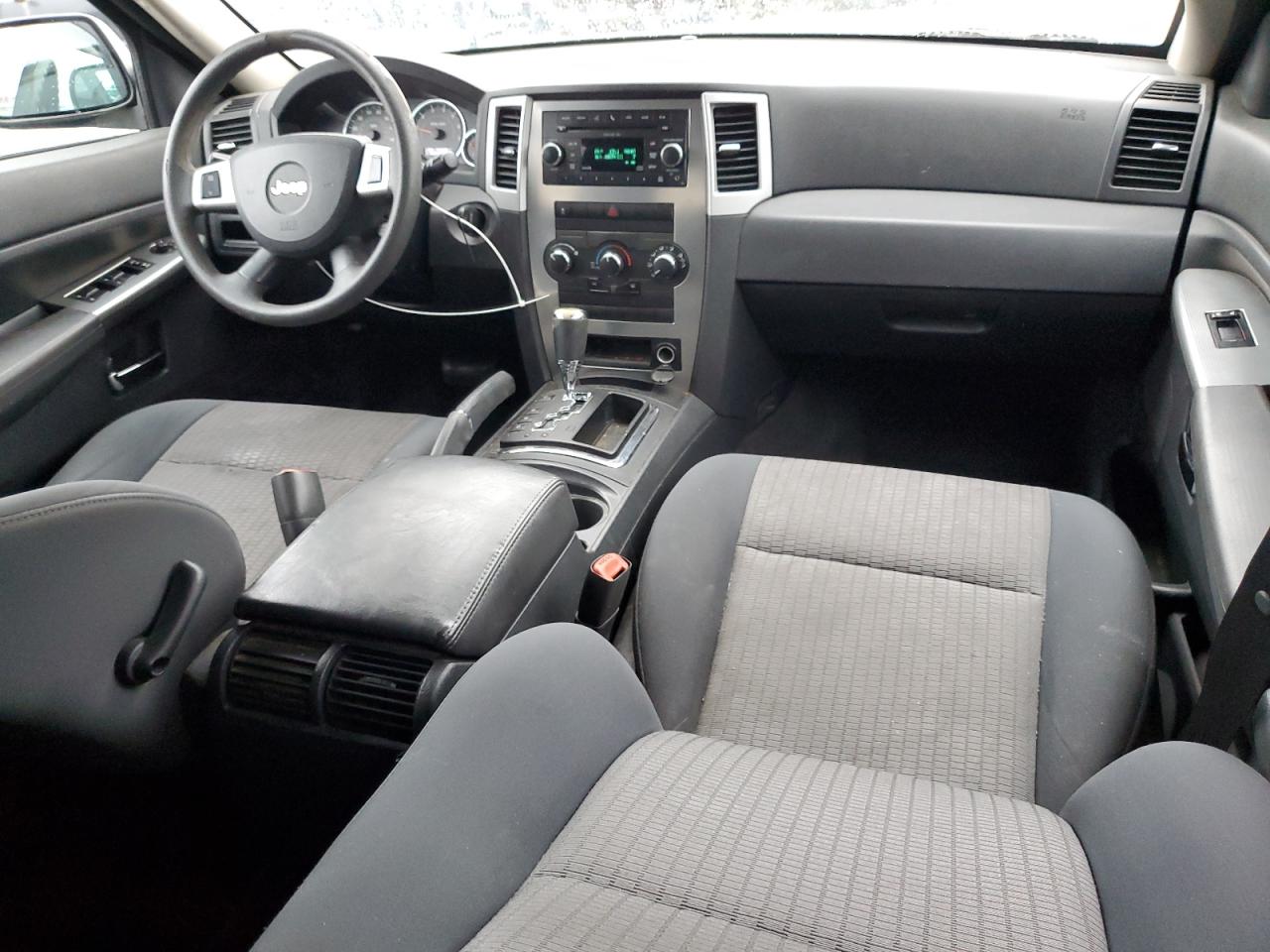 JEEP GRAND CHEROKEE LAREDO