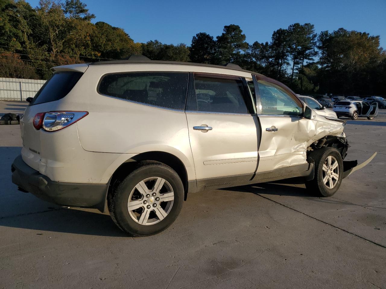 CHEVROLET TRAVERSE LT