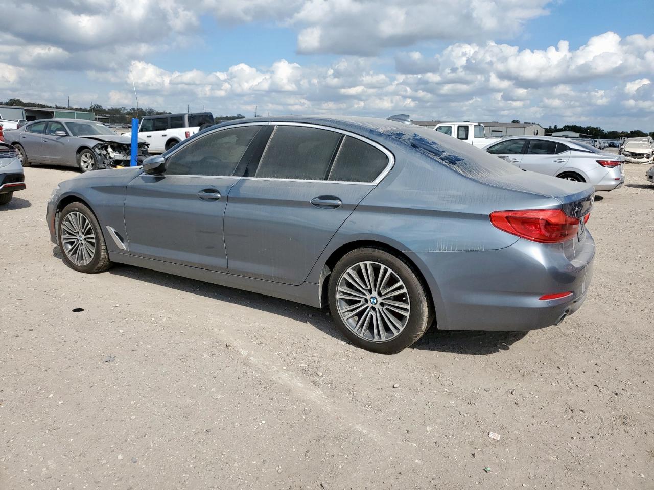 BMW 5 SERIES XI
