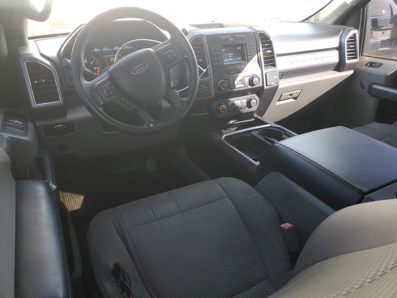 FORD F-250 SUPER DUTY