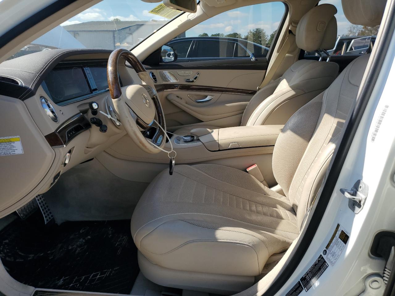 MERCEDES-BENZ S-CLASS 550