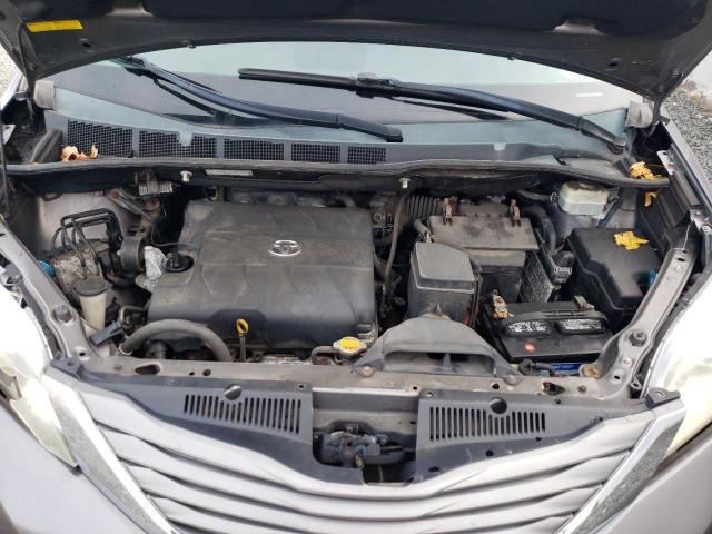 2011 TOYOTA SIENNA XLE #3286553184