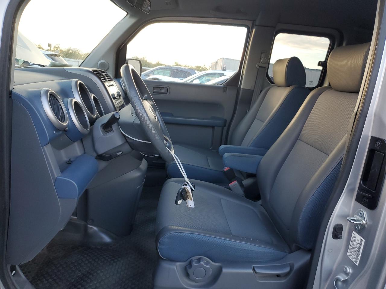 Lot #3311603319 2006 HONDA ELEMENT EX