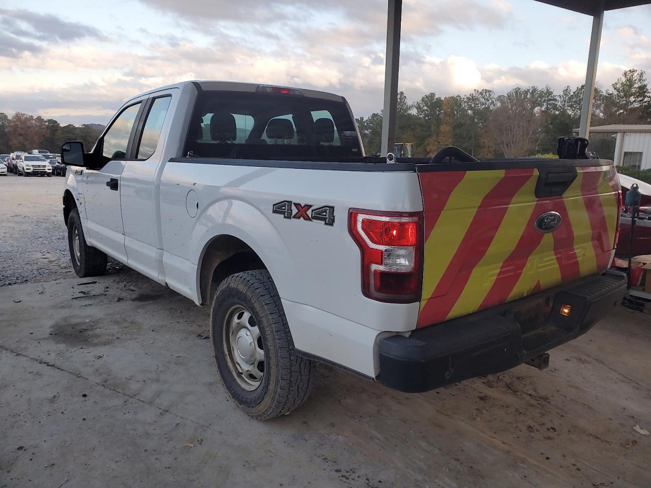 FORD F-150 SUPER CAB
