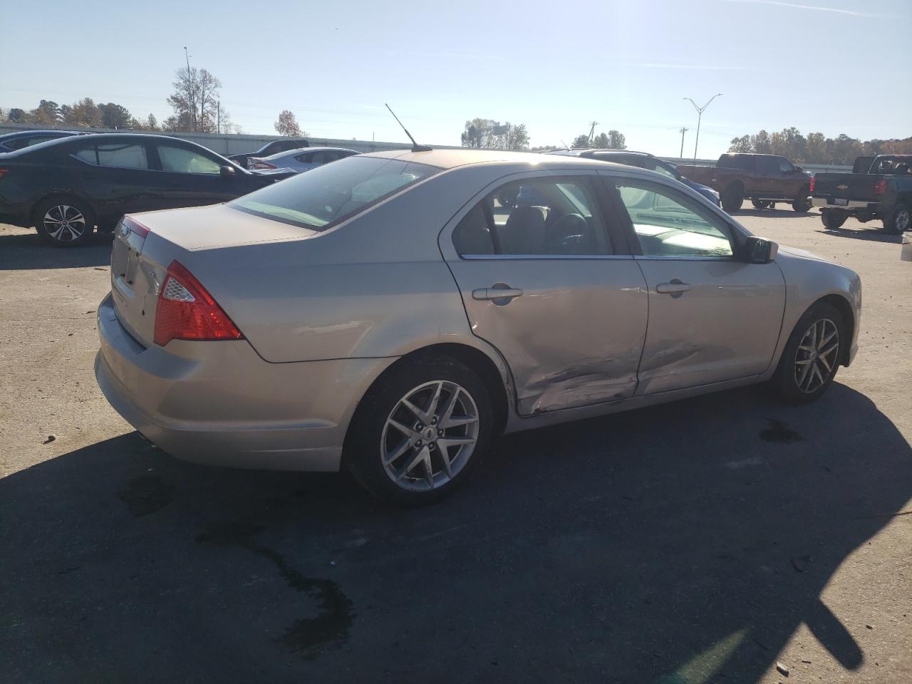 FORD FUSION SE