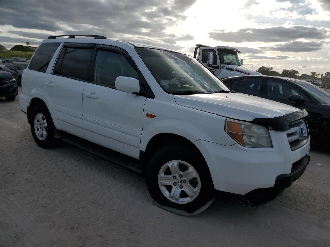 Lot #3301782372 2008 HONDA PILOT VP