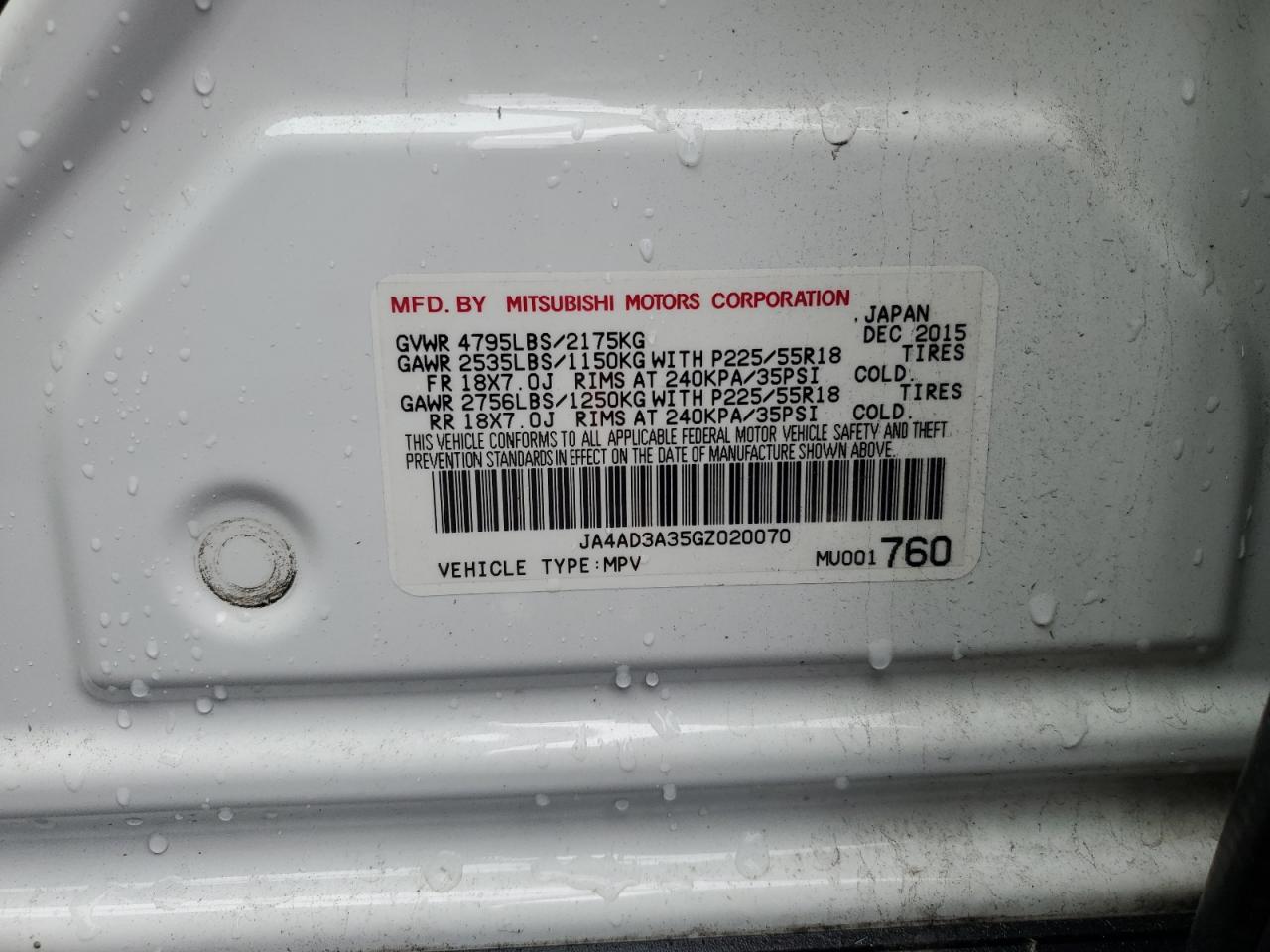 MITSUBISHI OUTLANDER SE