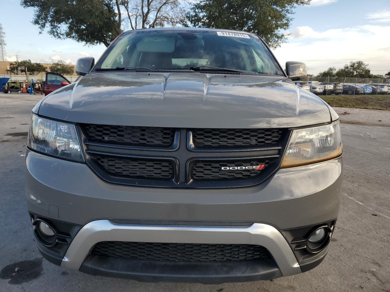 DODGE JOURNEY CROSSROAD