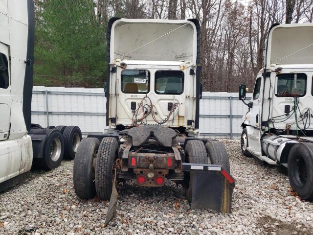 2015 FREIGHTLINER CASCADIA #3280369971
