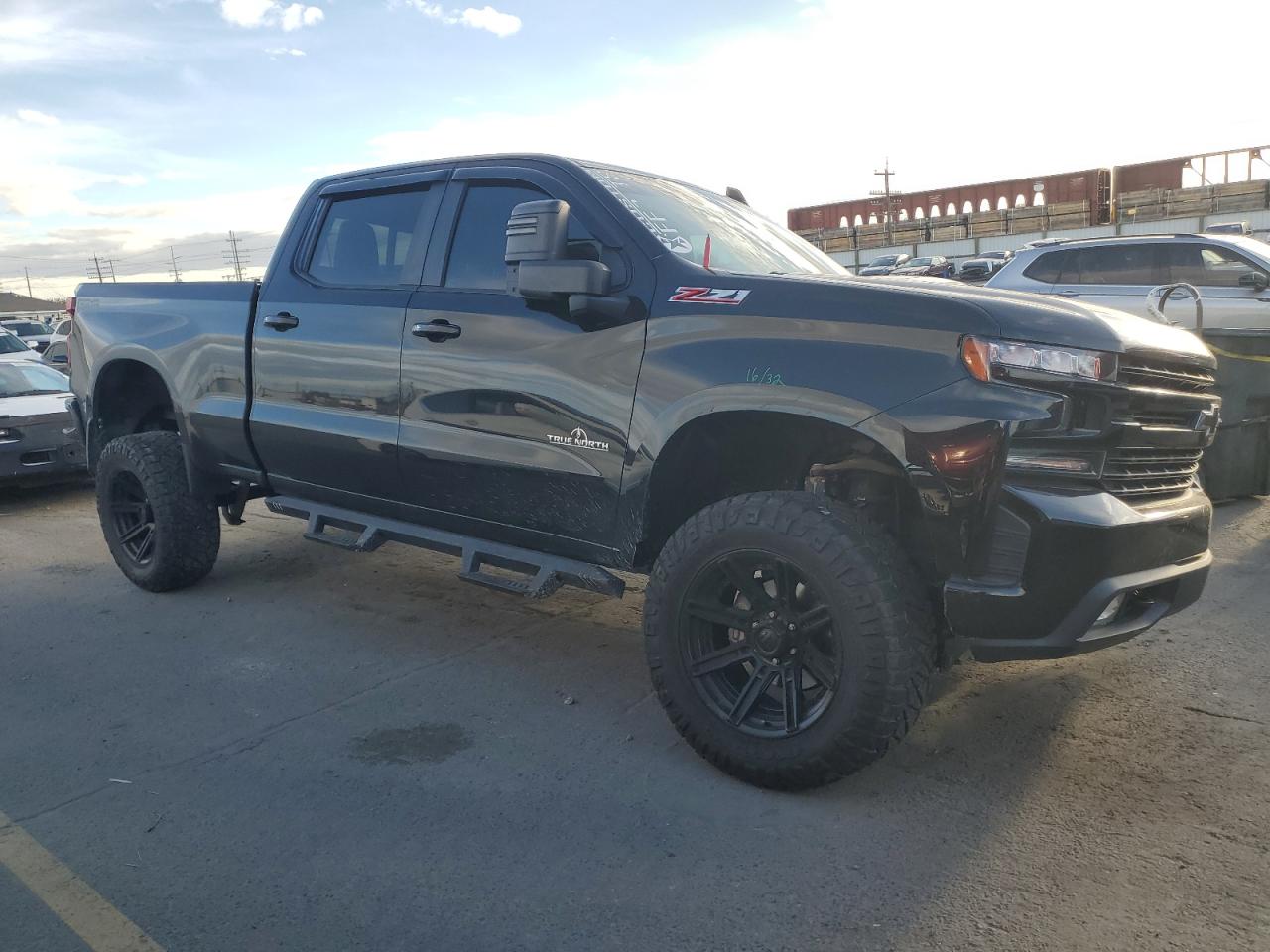 CHEVROLET SILVERADO K1500 RST