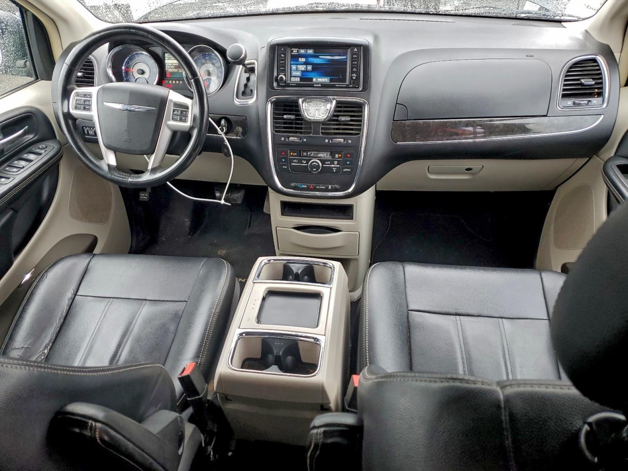 CHRYSLER TOWN & COUNTRY TOURING