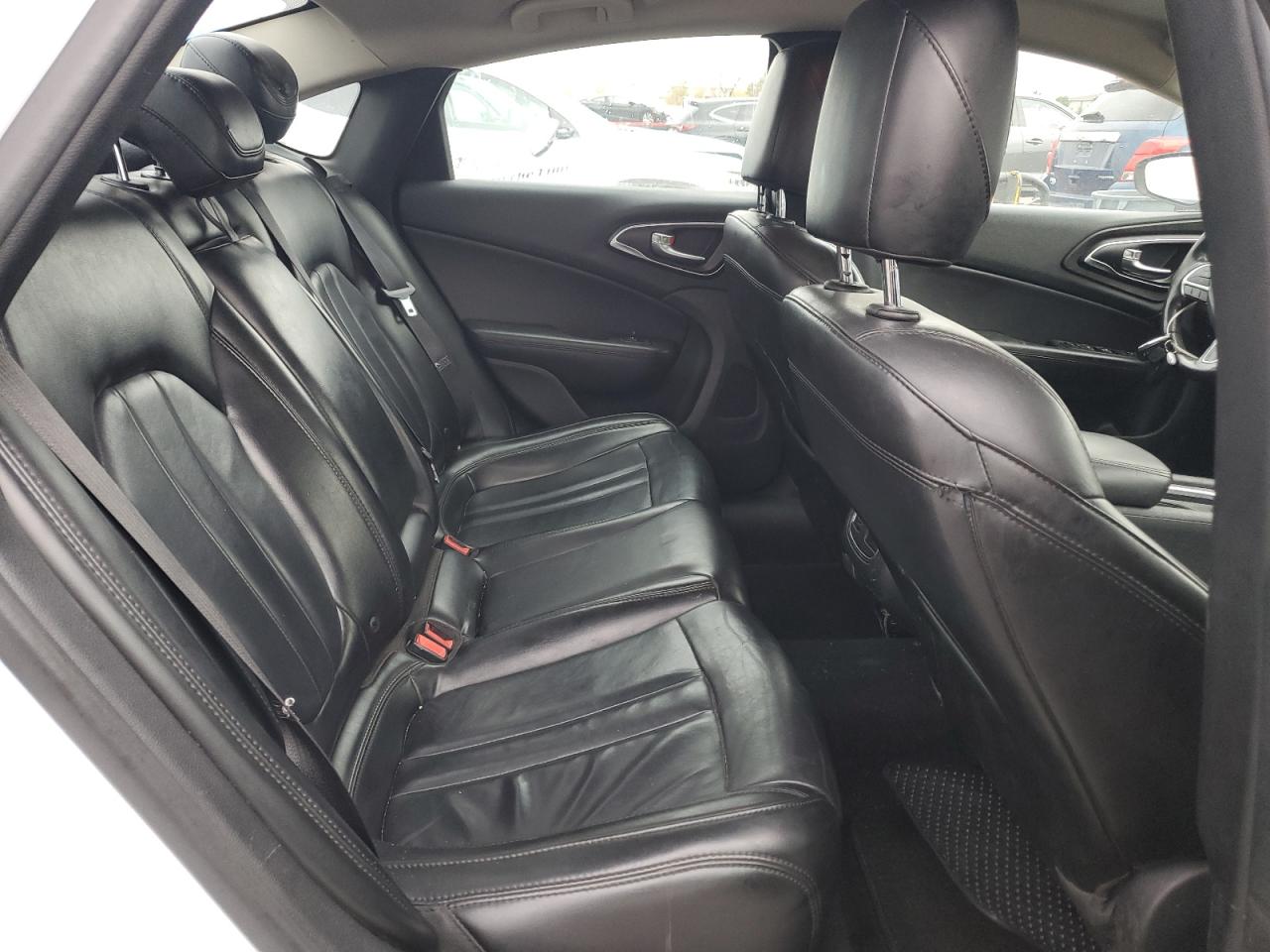 CHRYSLER 200 LIMITED