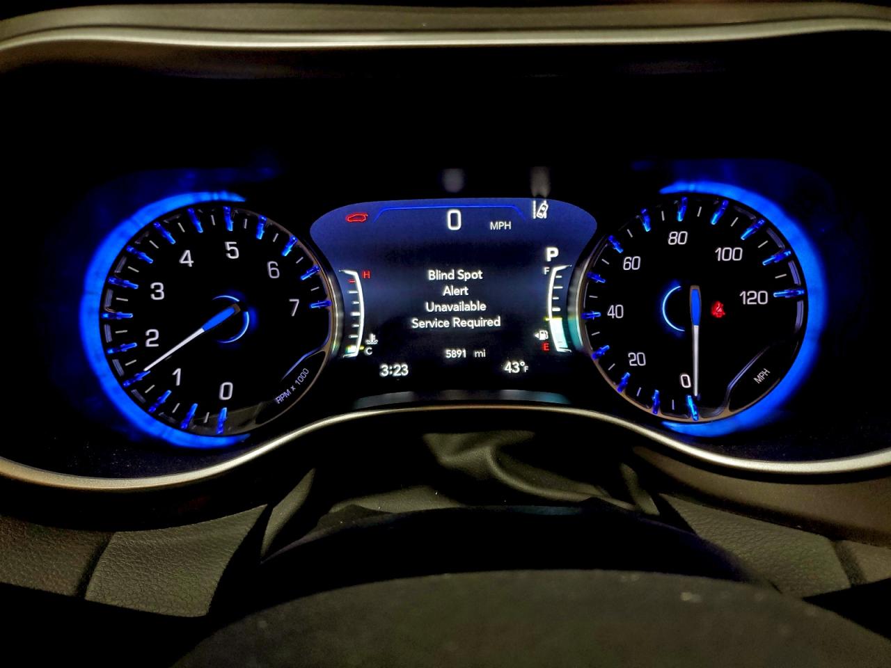 CHRYSLER PACIFICA SELECT