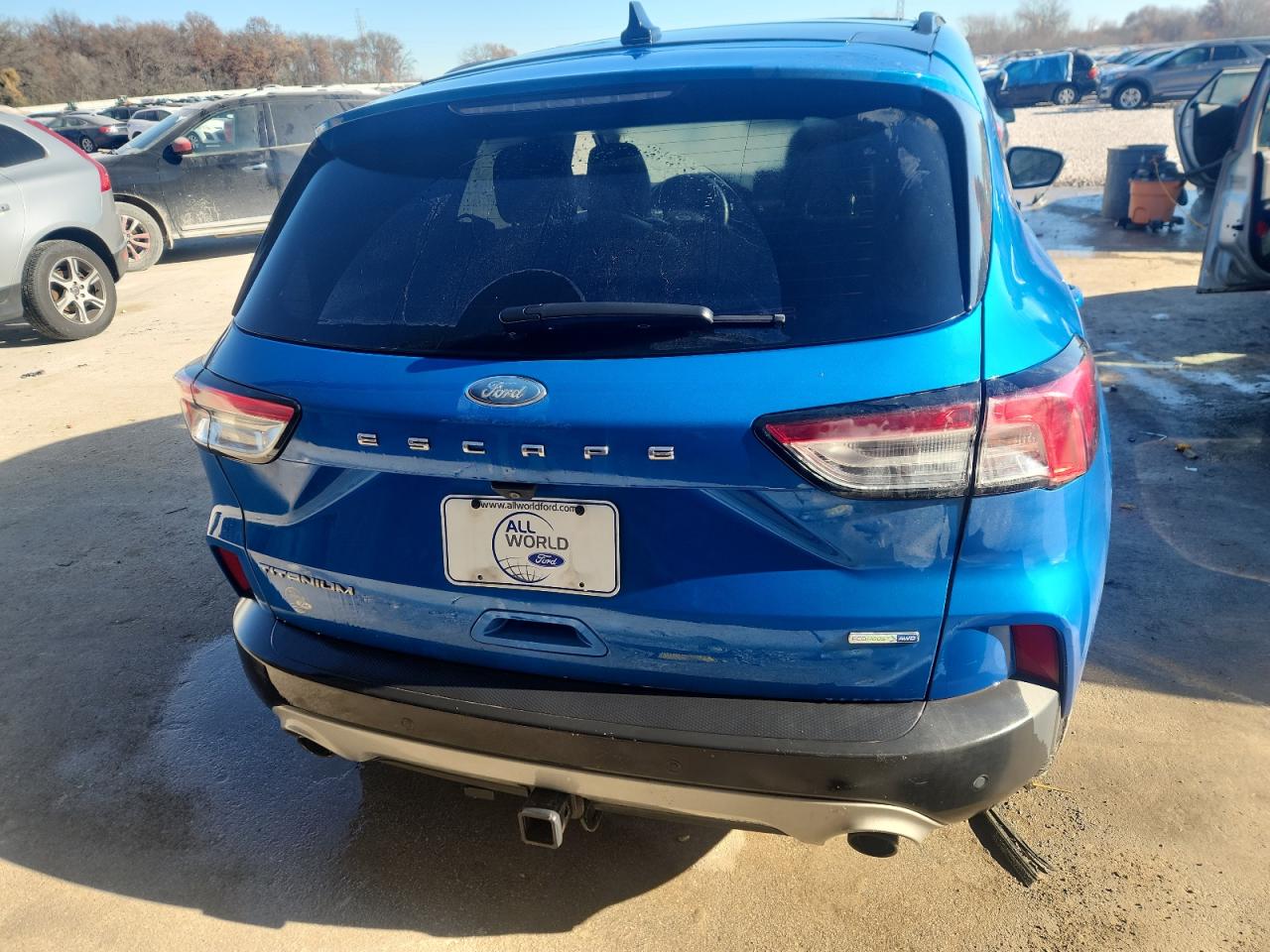 FORD ESCAPE TITANIUM
