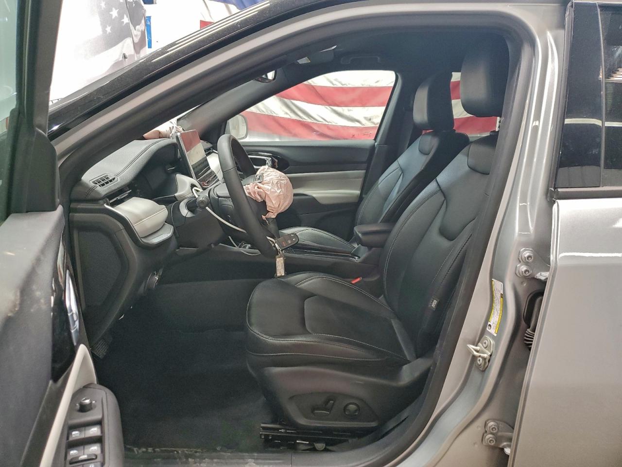 JEEP COMPASS LIMITED