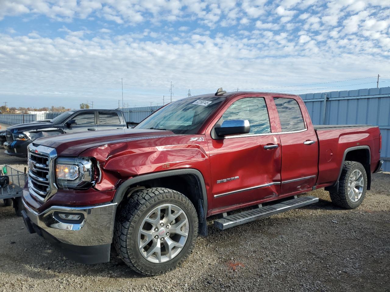 GMC SIERRA K1500 SLT