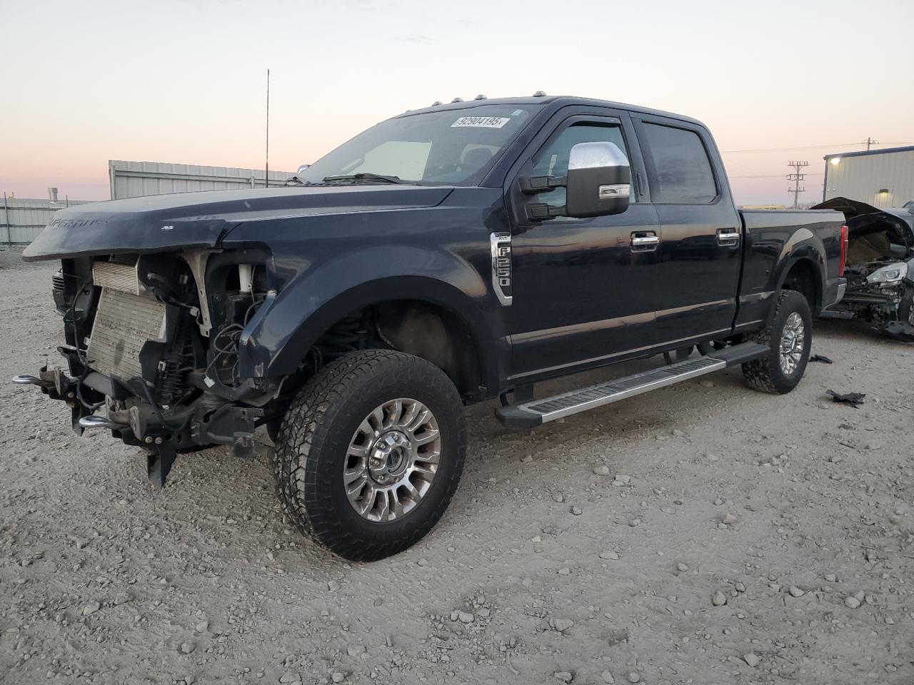 FORD F-250 SUPER DUTY
