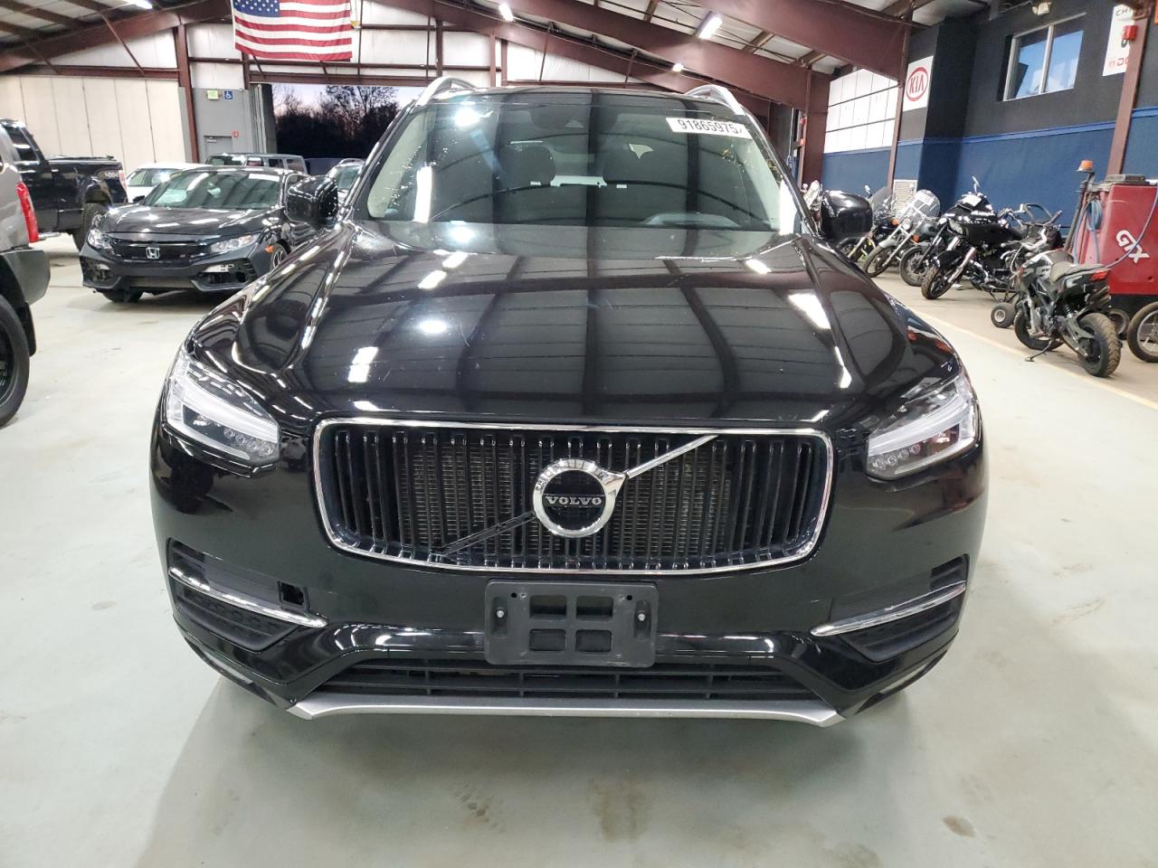 VOLVO XC90 T6 MOMENTUM