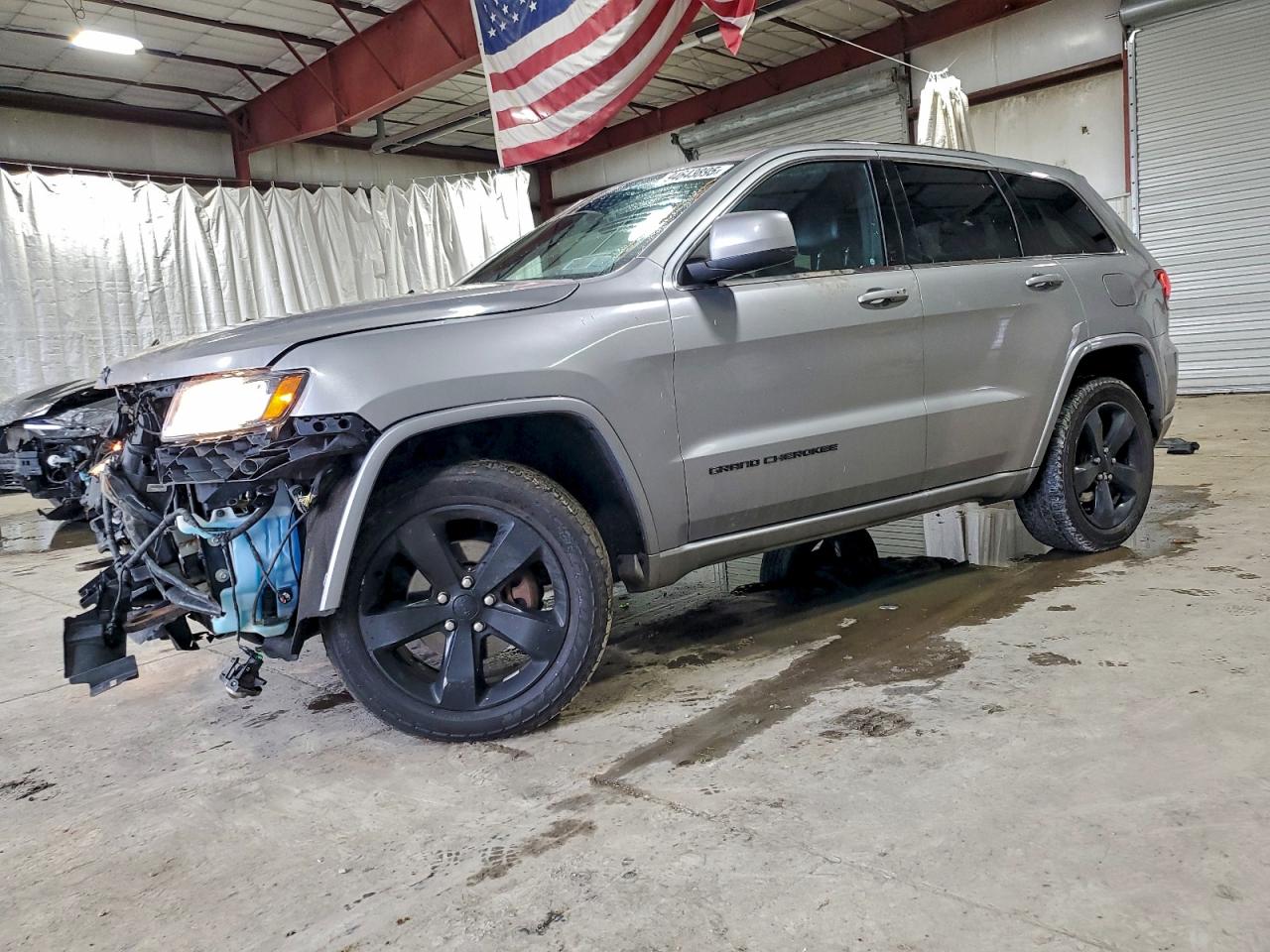 JEEP GRAND CHEROKEE LAREDO