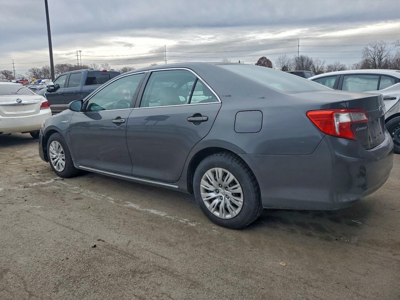TOYOTA CAMRY HYBRID