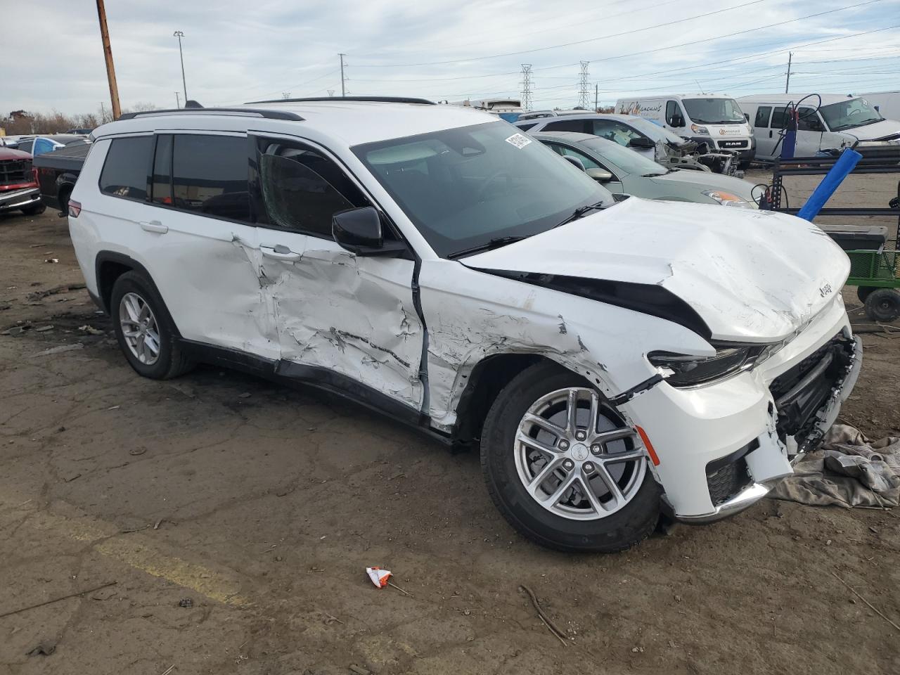 JEEP GRAND CHEROKEE L LAREDO