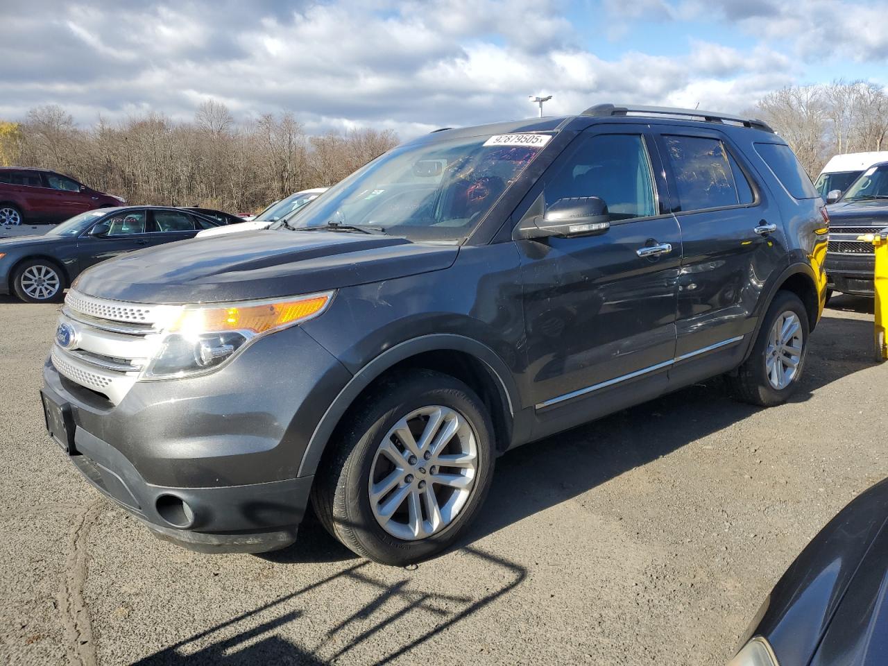 FORD EXPLORER XLT