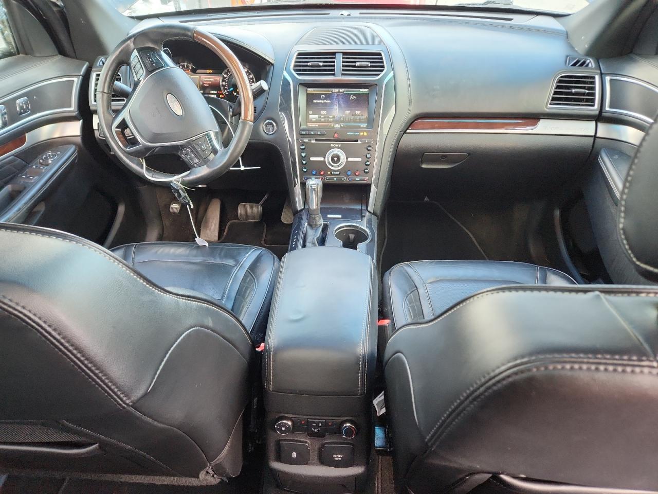 FORD EXPLORER PLATINUM