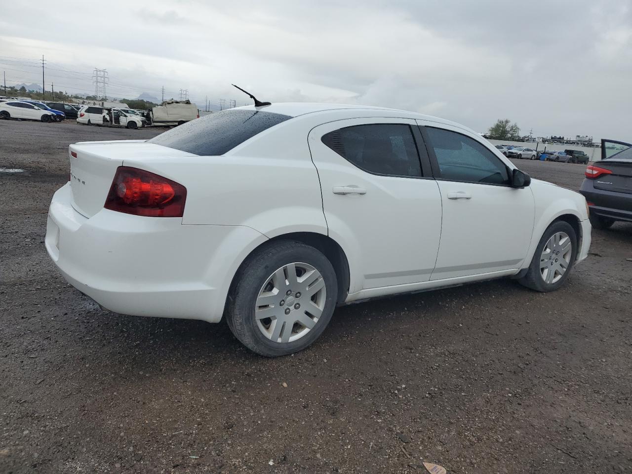 DODGE AVENGER SE