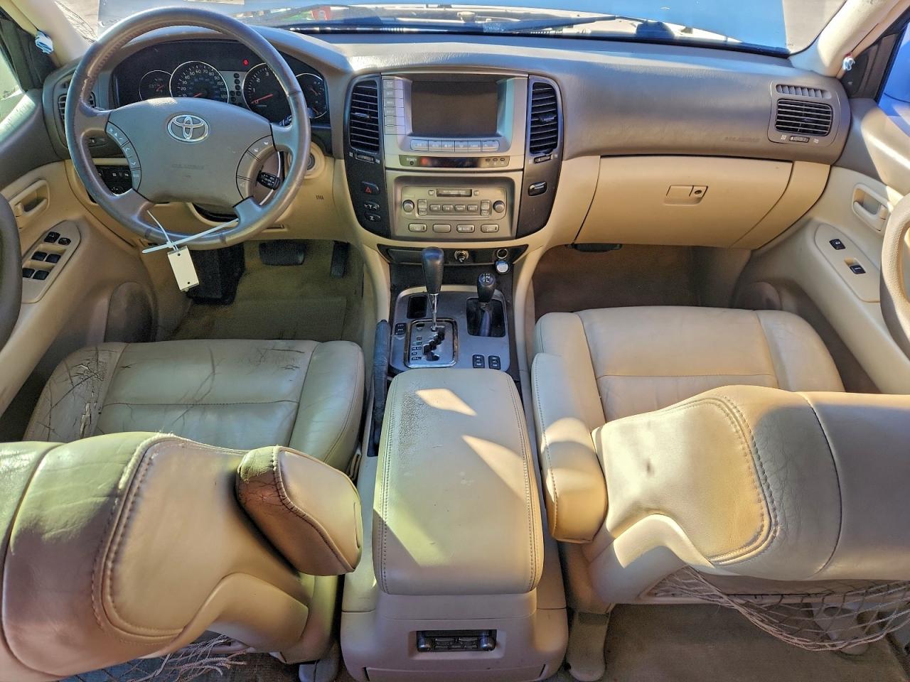 Lot #3303869719 2004 TOYOTA LAND CRUIS