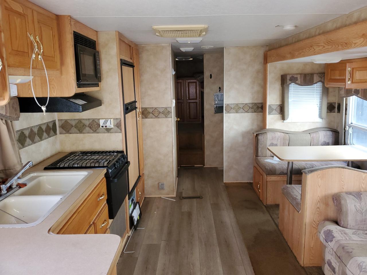 Lot #3287648041 2003 KEYSTONE HORNET