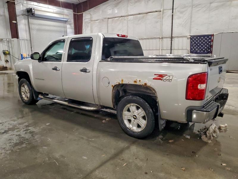 2010 CHEVROLET SILVERADO #3317724086