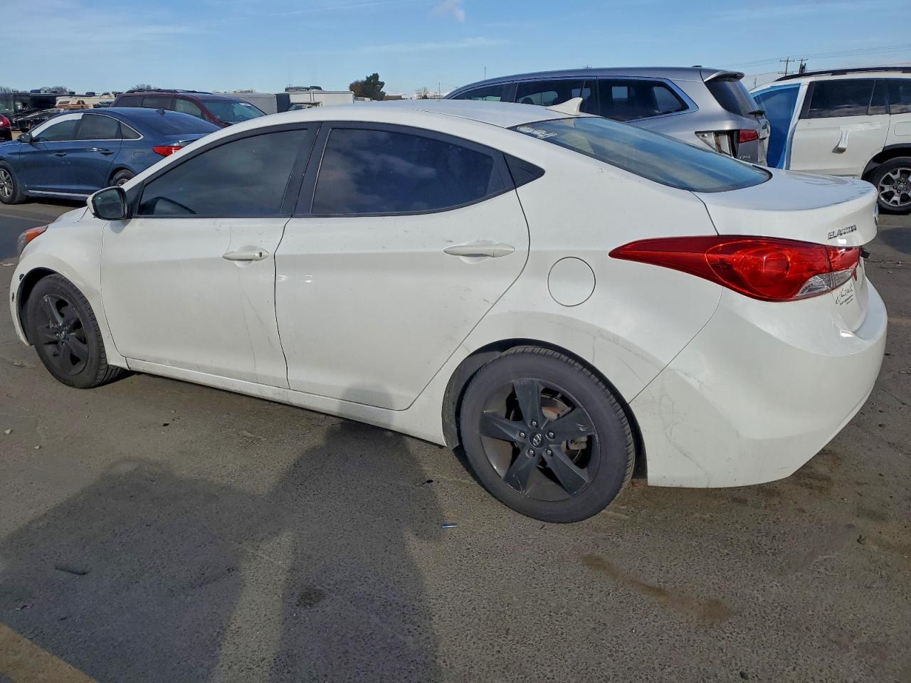 HYUNDAI ELANTRA GLS