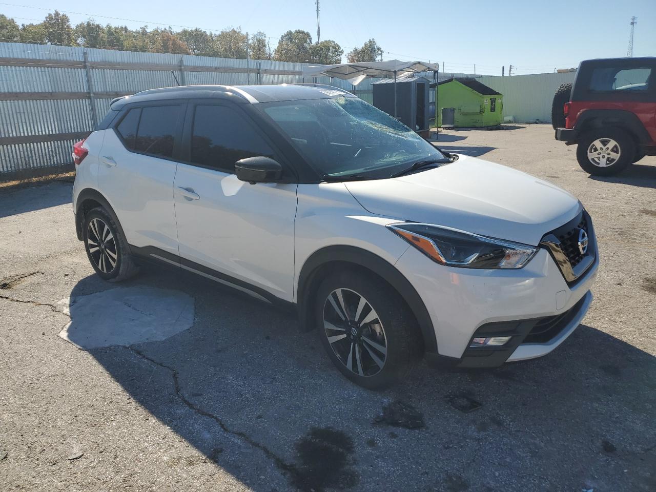 NISSAN KICKS SR