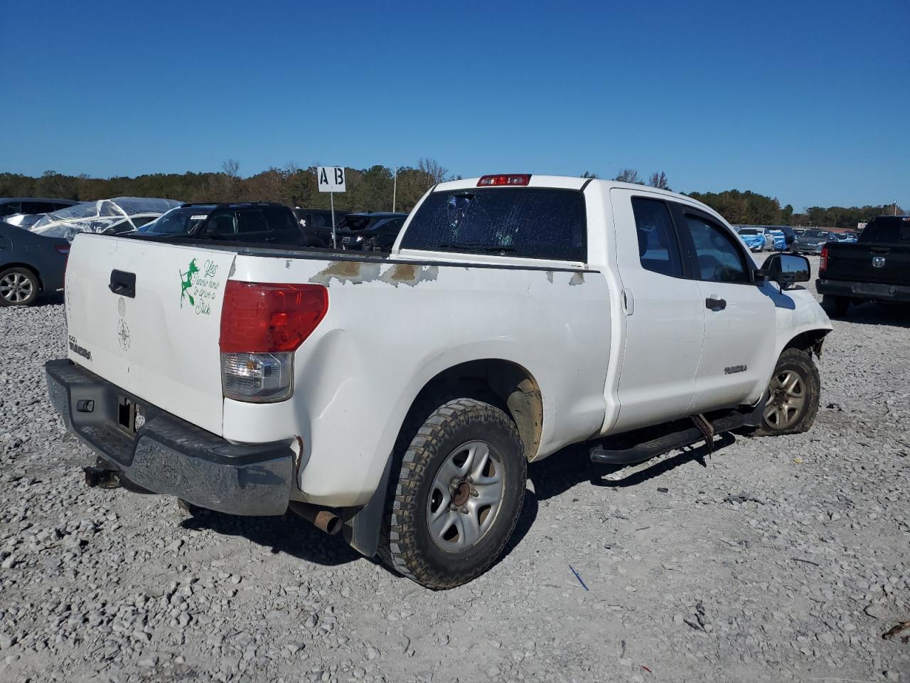 TOYOTA TUNDRA DOUBLE CAB SR5