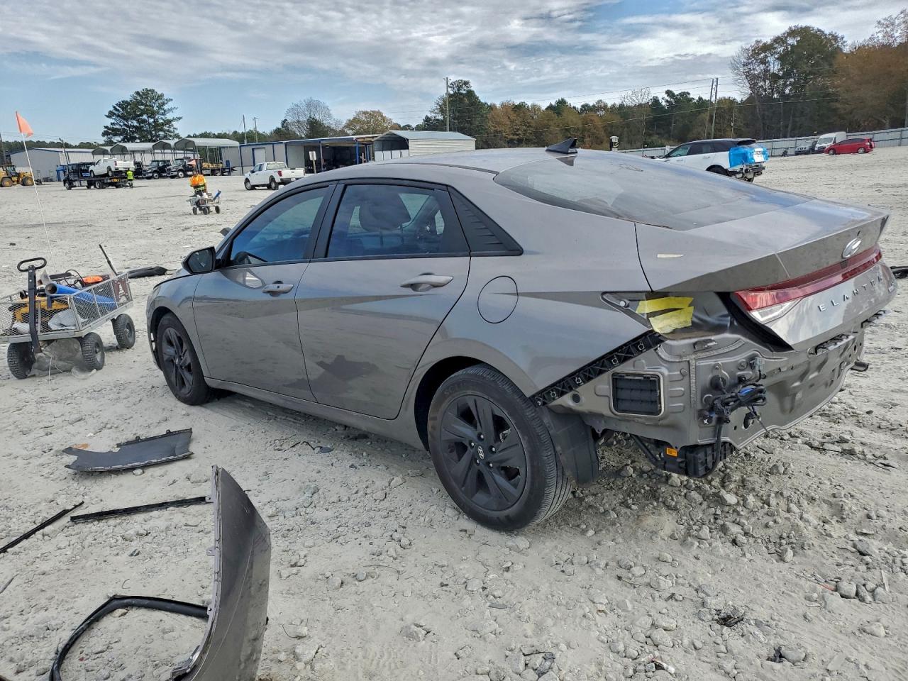 HYUNDAI ELANTRA BLUE