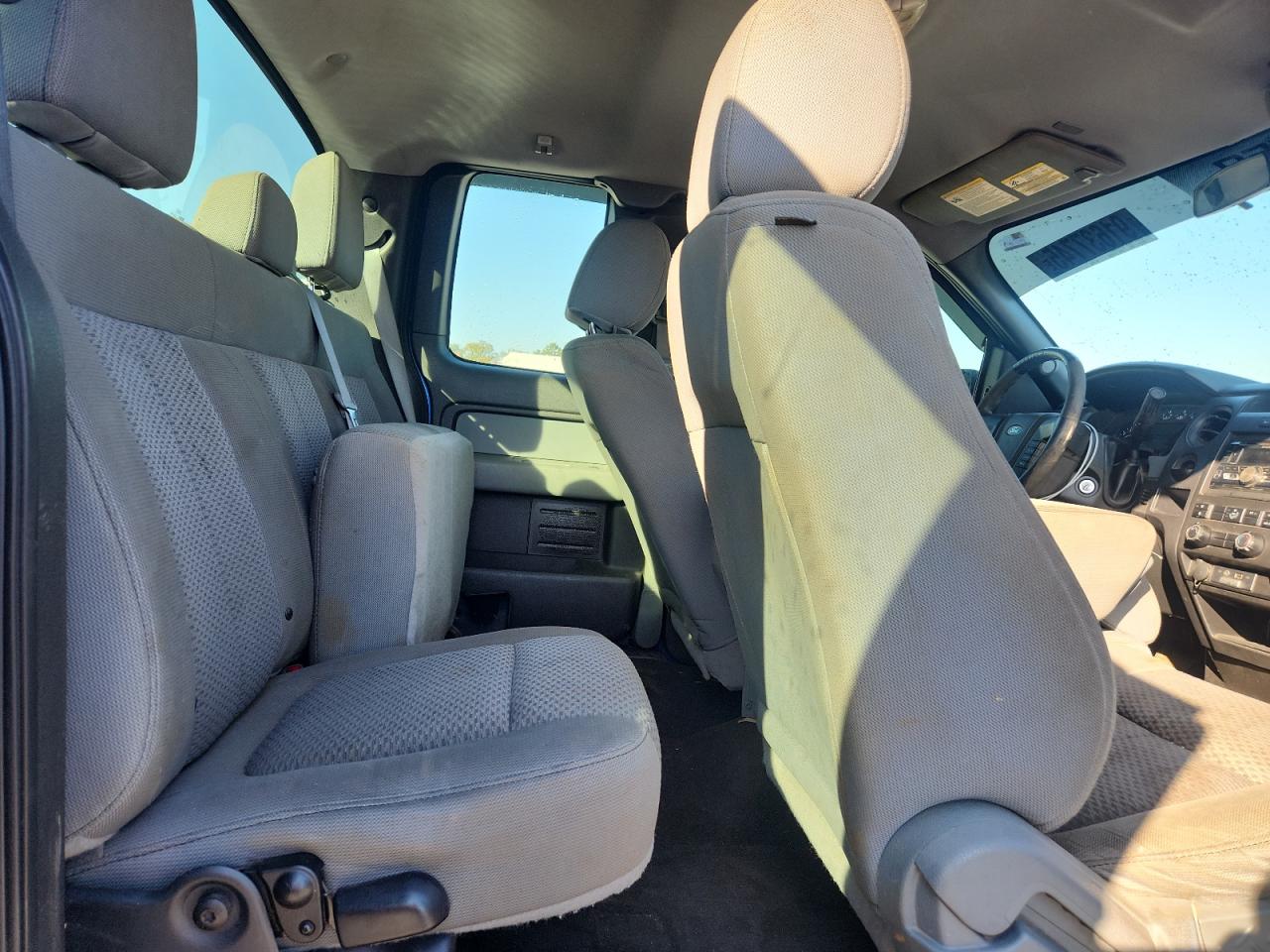 FORD F-150 SUPER CAB