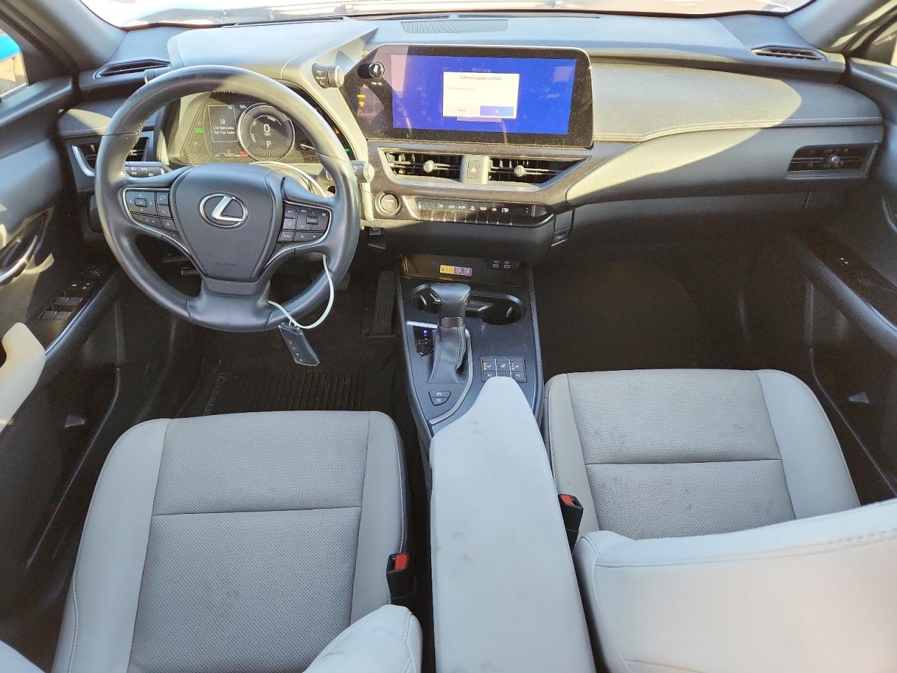 LEXUS UX 250H PREMIUM