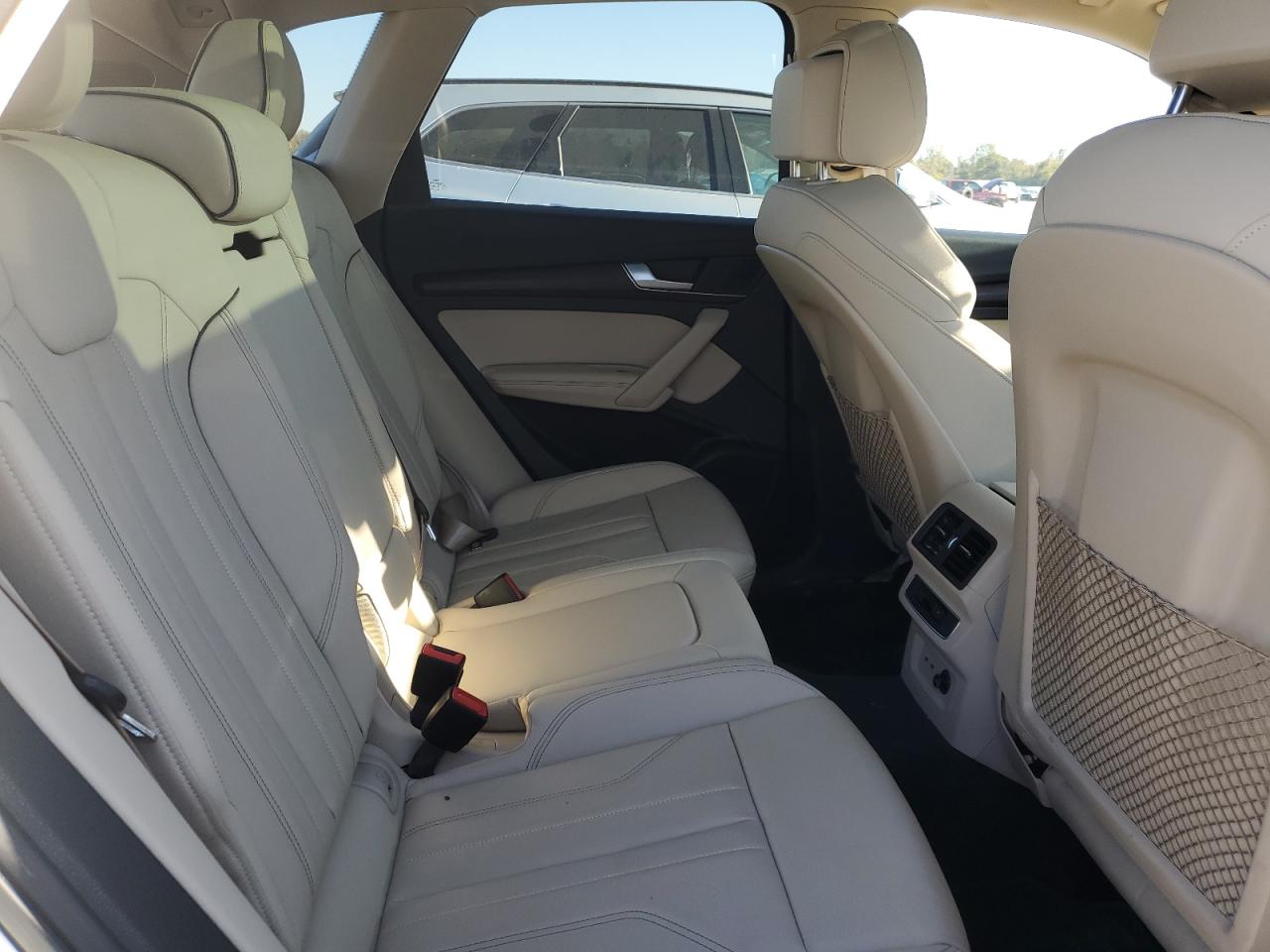 AUDI Q5 PREMIUM PLUS 45