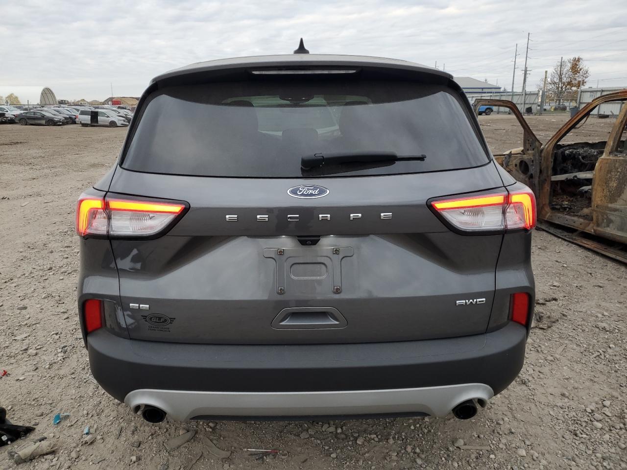 FORD ESCAPE SE