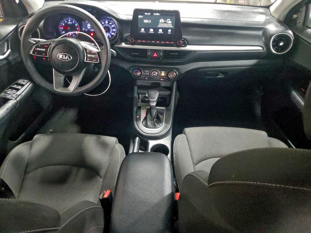 KIA FORTE FE
