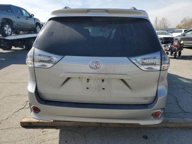 2016 TOYOTA SIENNA SE 5TDXK3DC9GS719771