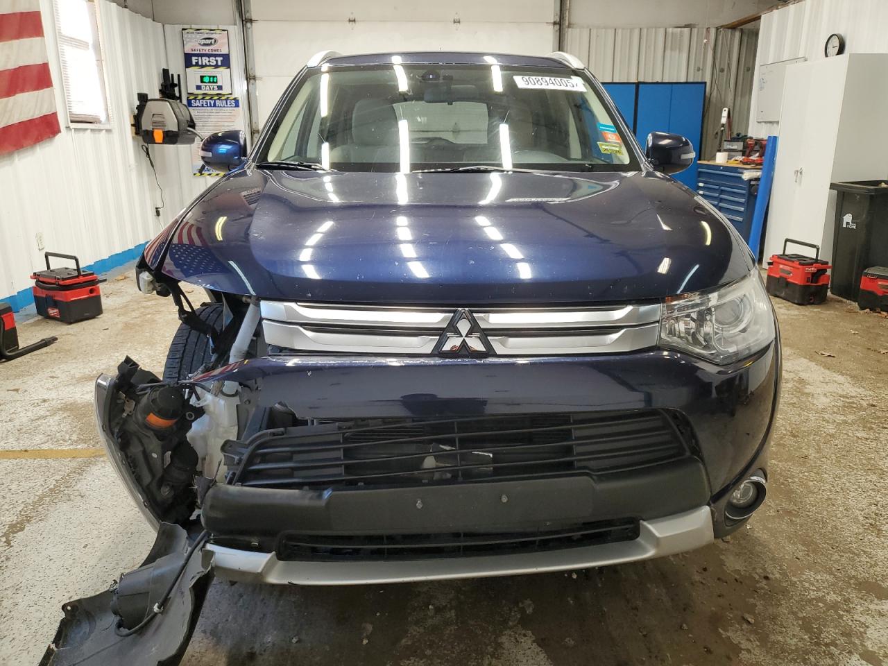 MITSUBISHI OUTLANDER GT