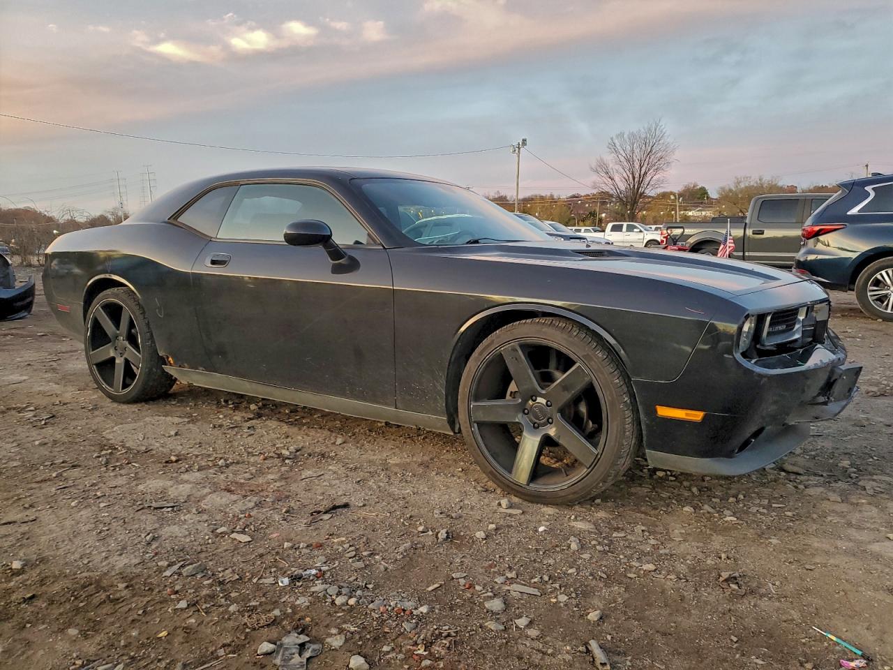 DODGE CHALLENGER SE
