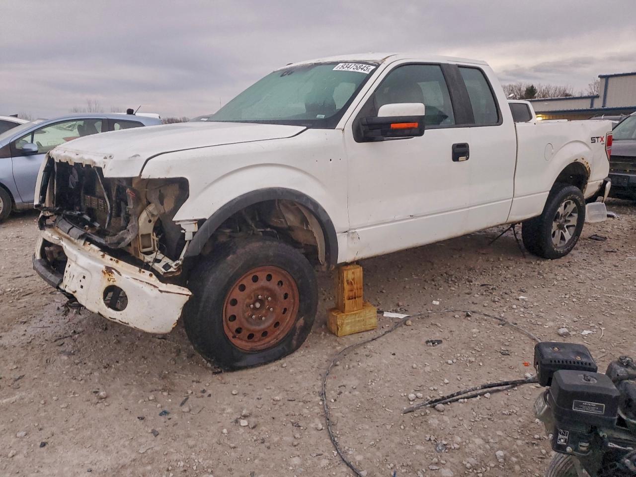 FORD F-150 SUPER CAB