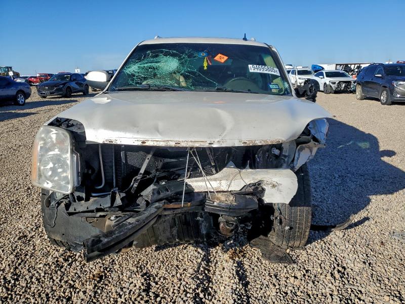 2010 GMC YUKON XL D #3303936717