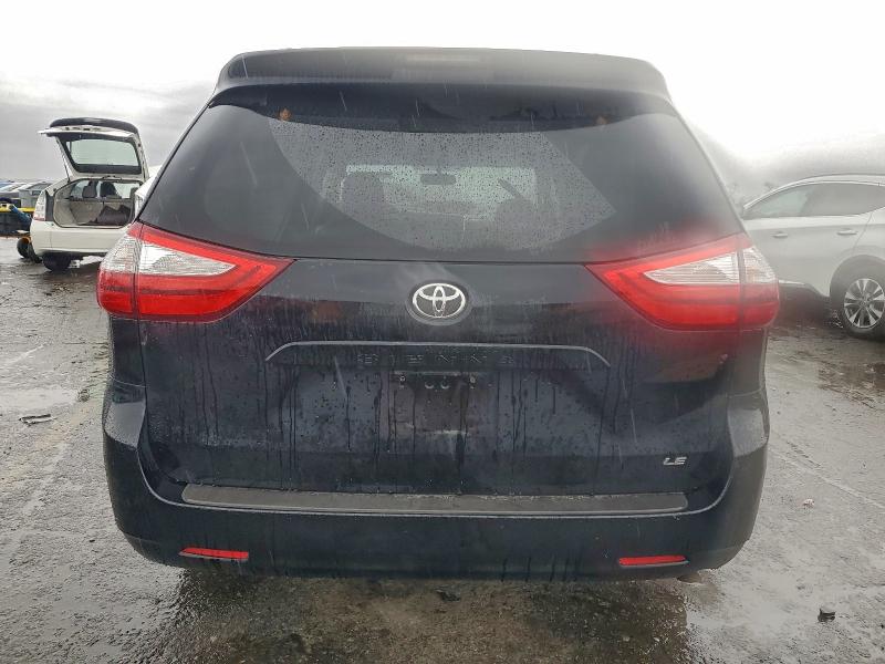 2016 TOYOTA SIENNA LE #3304670954