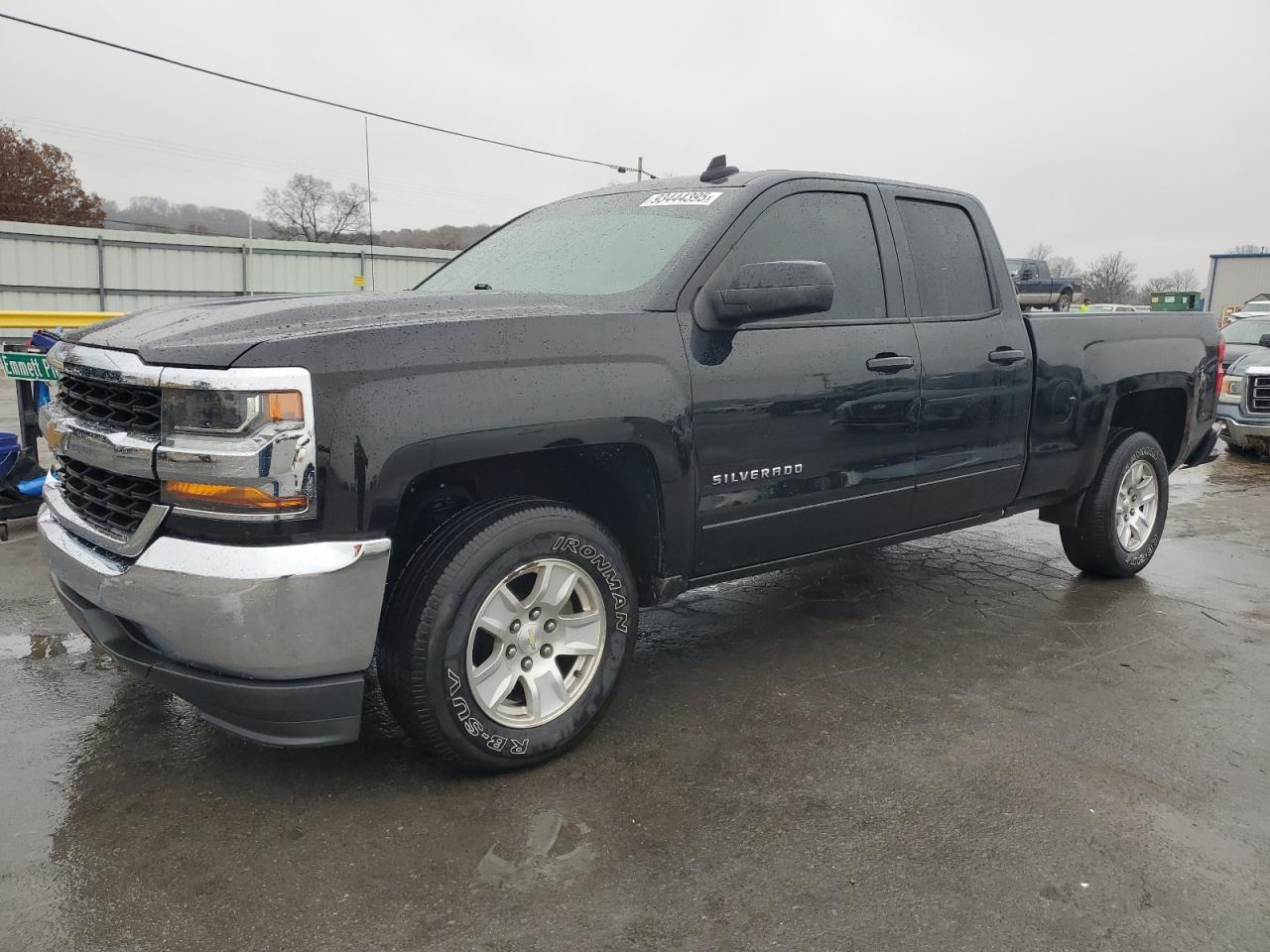 CHEVROLET SILVERADO C1500 LT