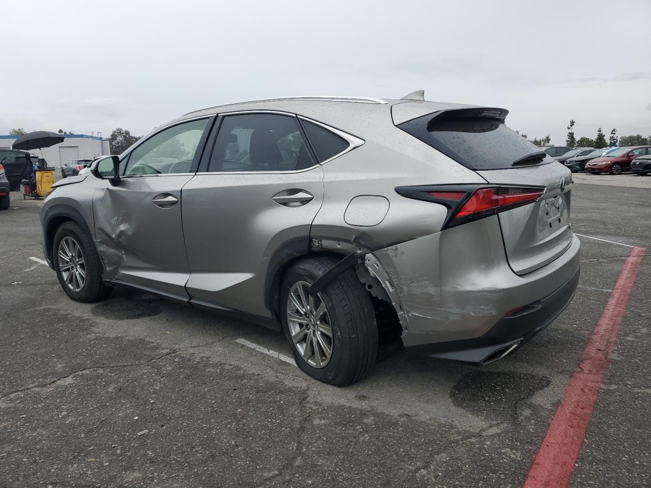 LEXUS NX 300 BASE