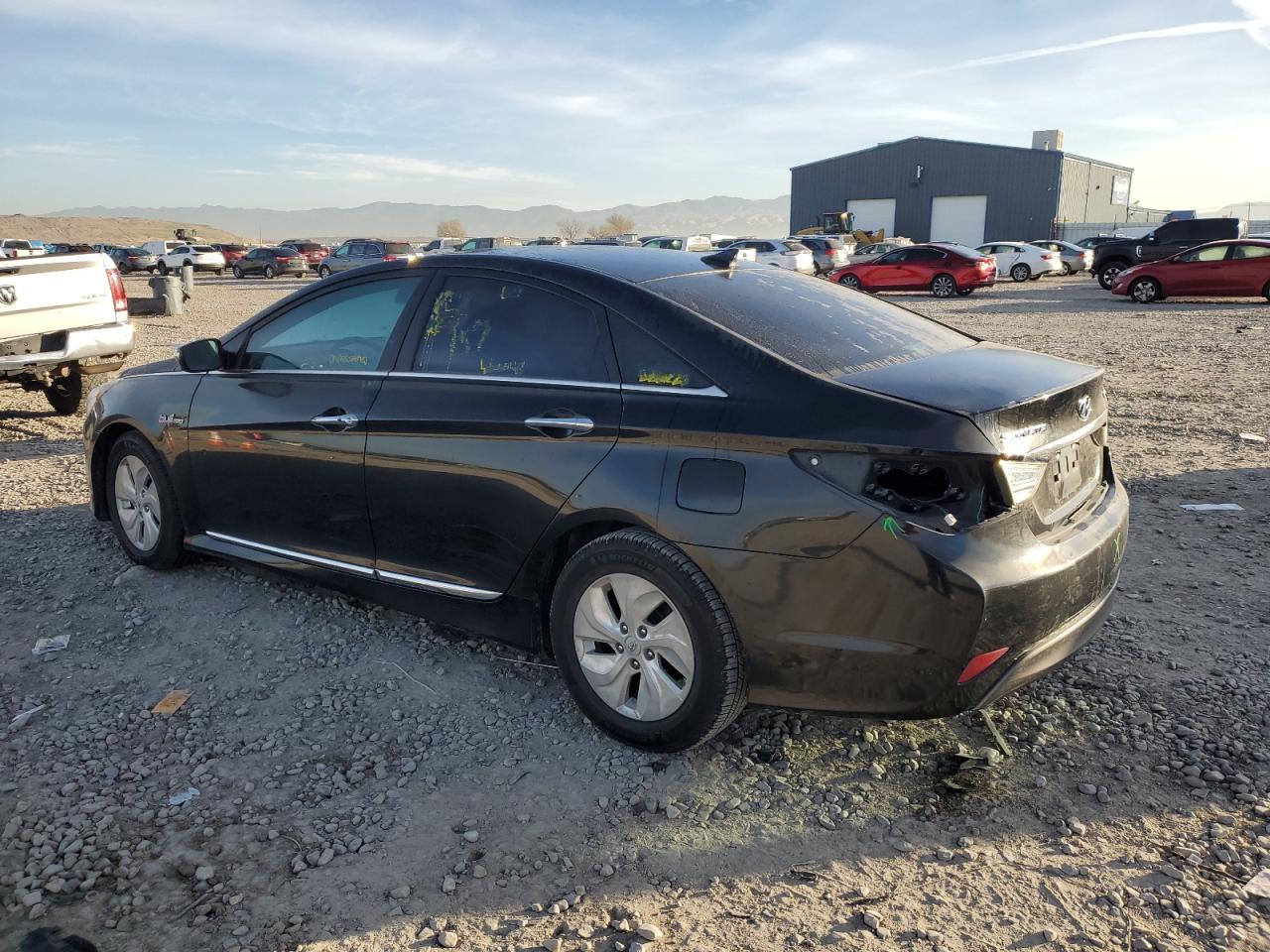 HYUNDAI SONATA HYBRID